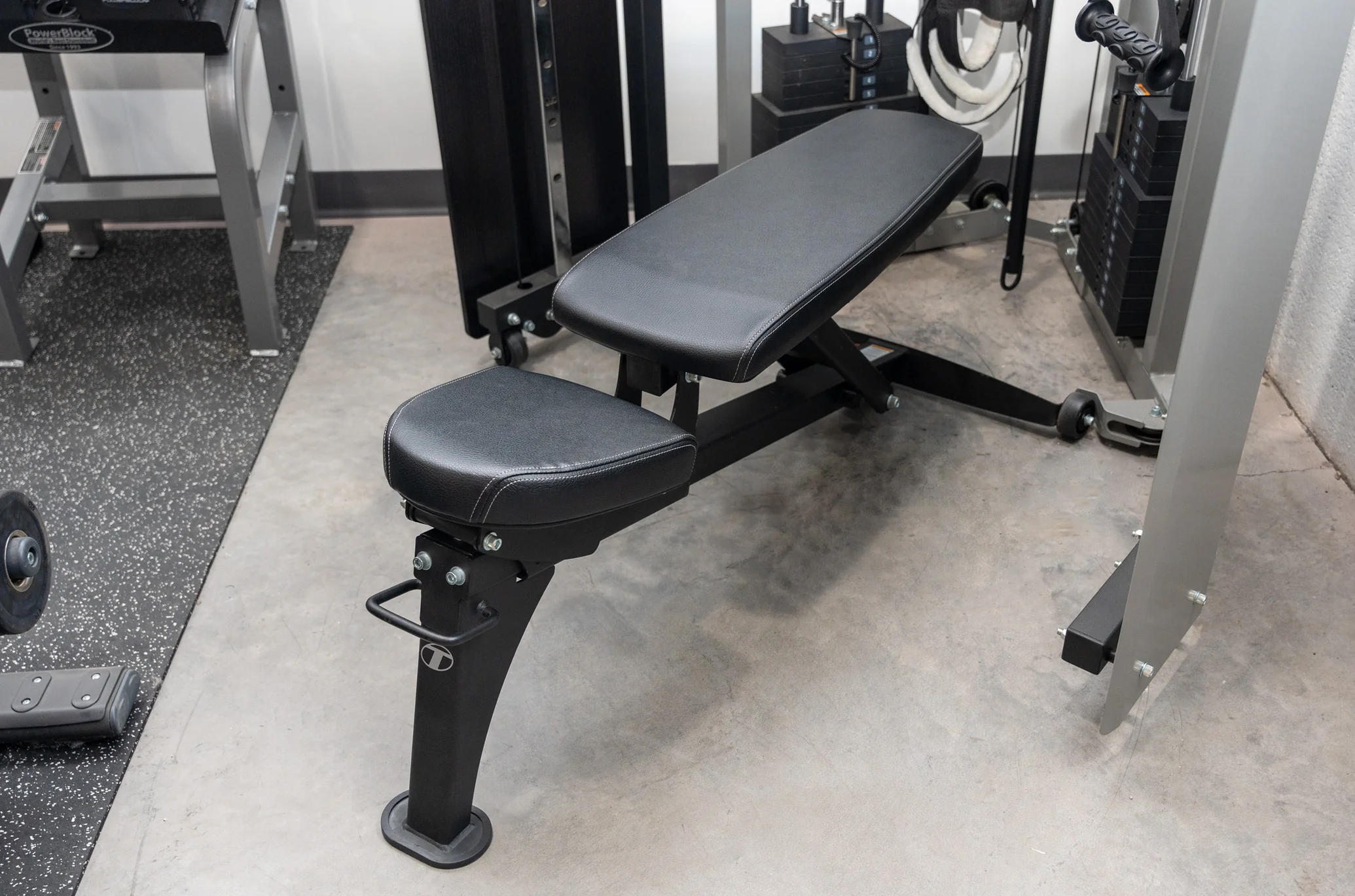 F9 Adjustable Bench - Image 3